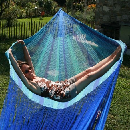 Mexicana Caribia, jätti perheriippumatto on mainio, ilmava, kestävä ja ennenakaikkea mukava vaikka kolmelle